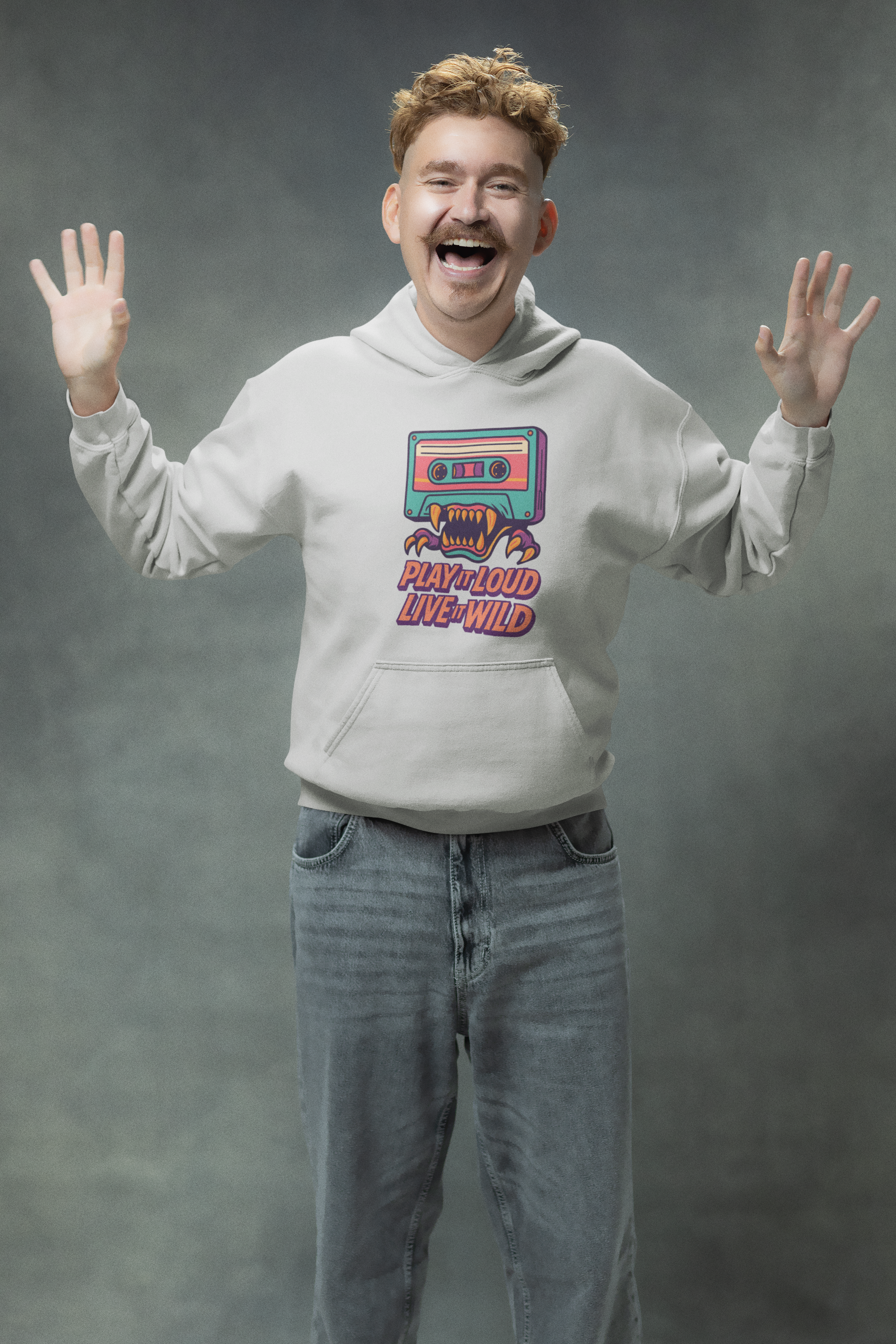 Sudadera "Play Loud, Live Wild"